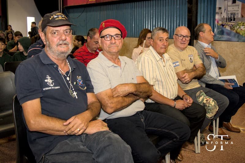 Acto en Santiago Temple por Malvinas: homenaje a veteranos y caídos