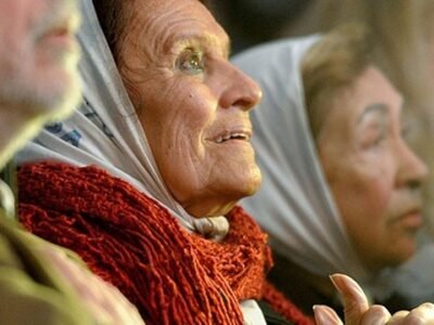 Falleció Taty Almeida, histórica referente de Madres de Plaza de Mayo y símbolo de la lucha por los Derechos Humanos