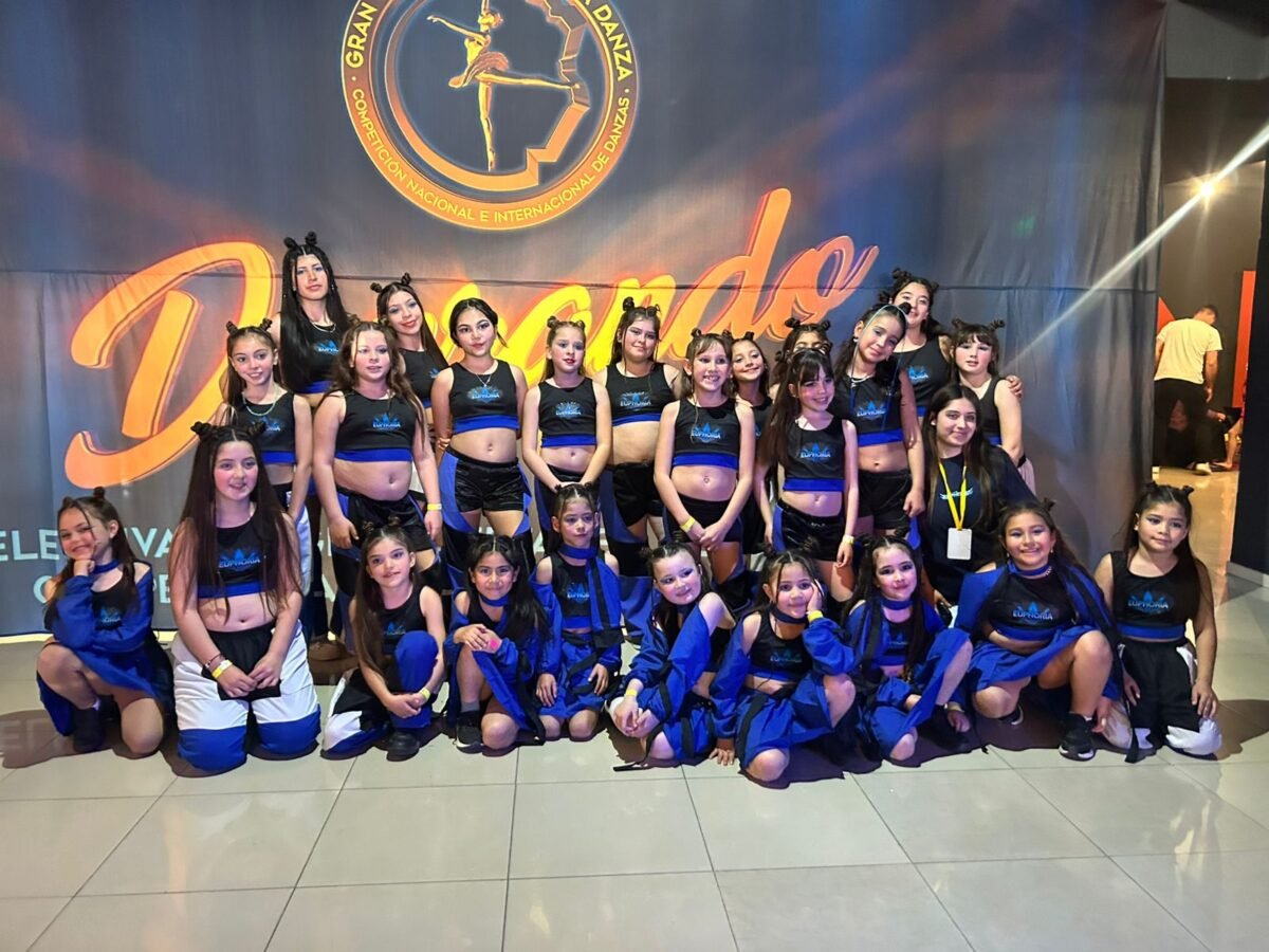 Orgullo local: bailarinas de Santiago Temple y Los Chañaritos brillaron en Villa Carlos Paz