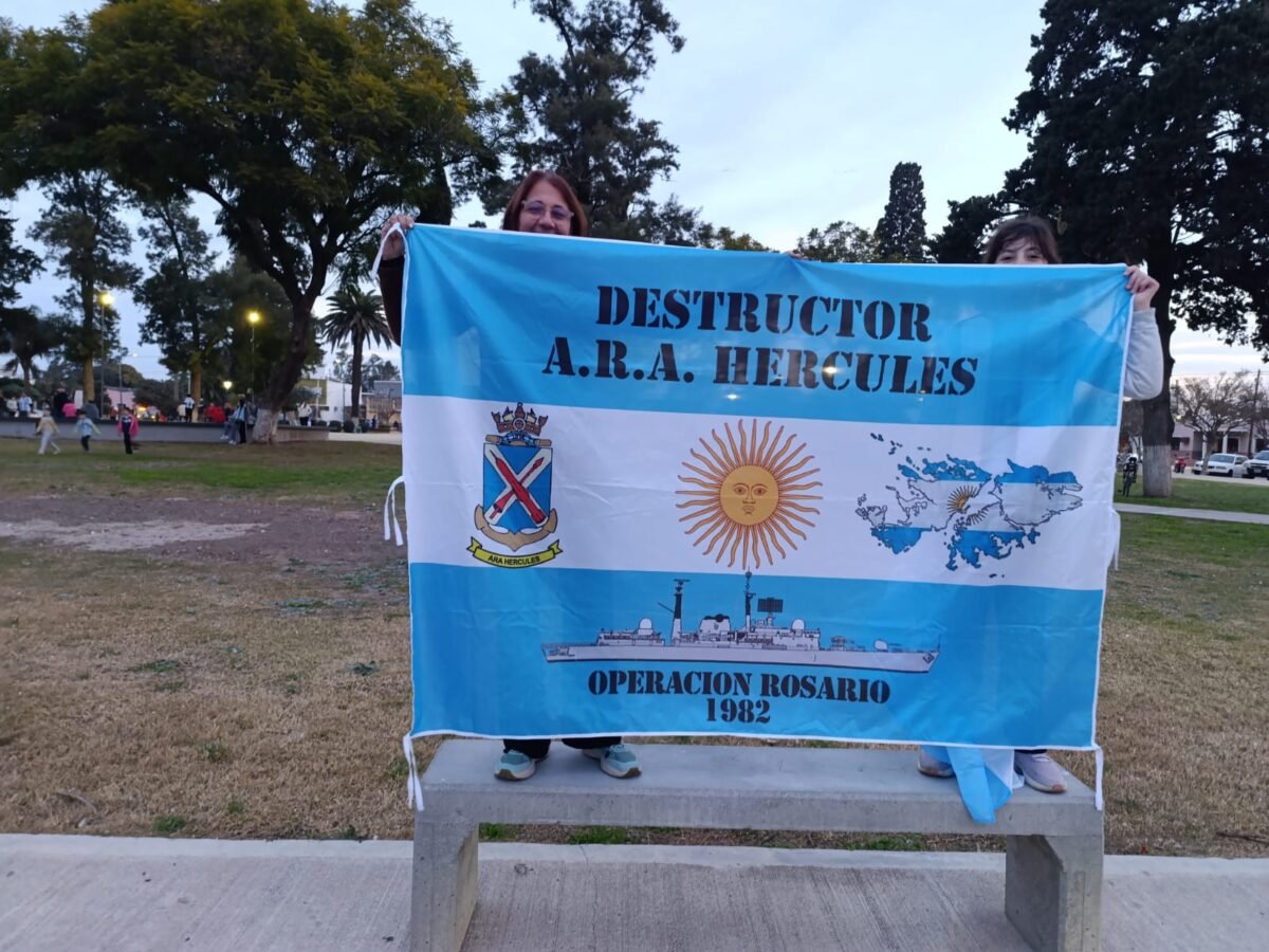Argentina venció a Inglaterra, jugará la final del Mundial 2026 y celebró con una bandera que emocionó a todo un país